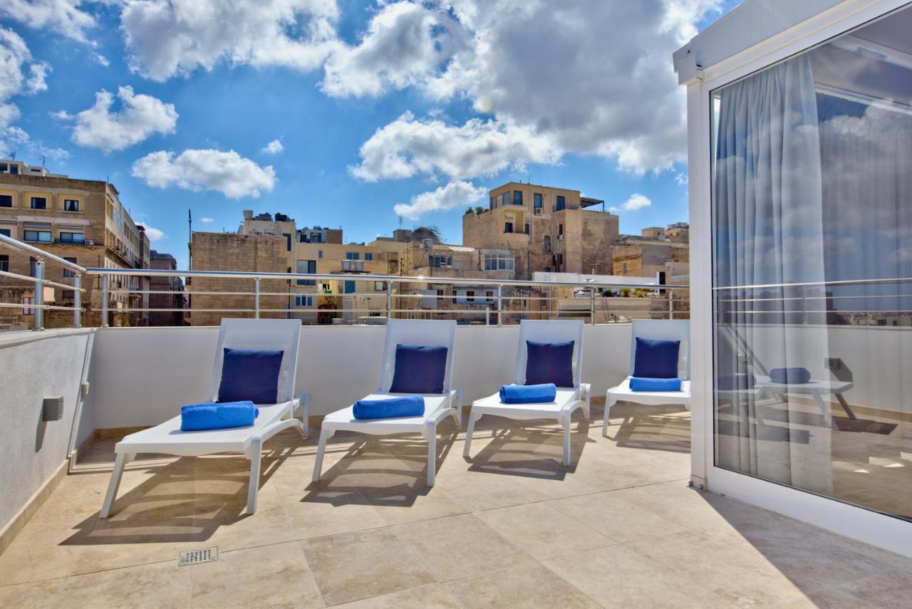 Valletta Luxury 4-Bedroom Duplex With Stunning Sea Views Private Terrace And Jacuzzi Exterior photo
