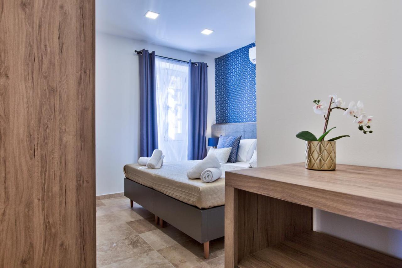 Valletta Luxury 4-Bedroom Duplex With Stunning Sea Views Private Terrace And Jacuzzi Exterior photo