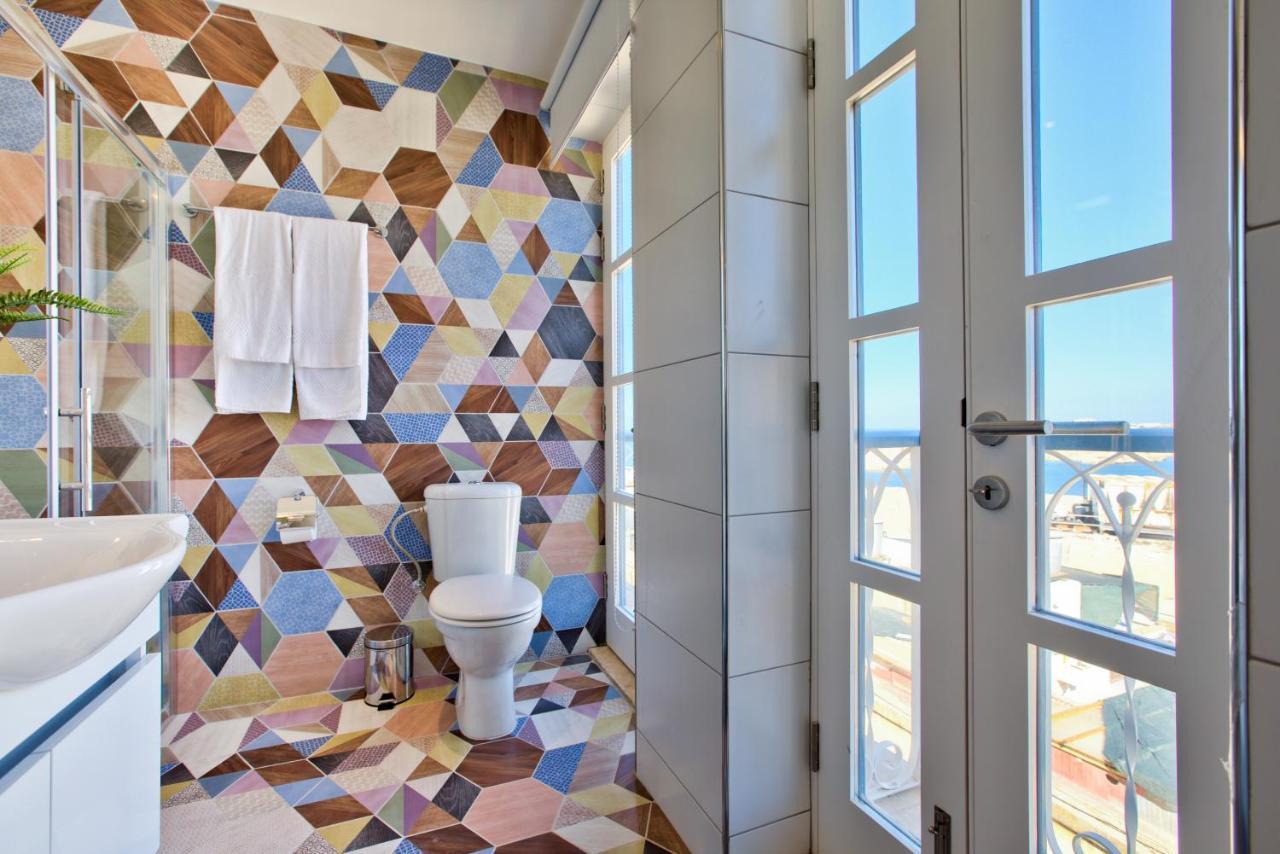 Valletta Luxury 4-Bedroom Duplex With Stunning Sea Views Private Terrace And Jacuzzi Exterior photo